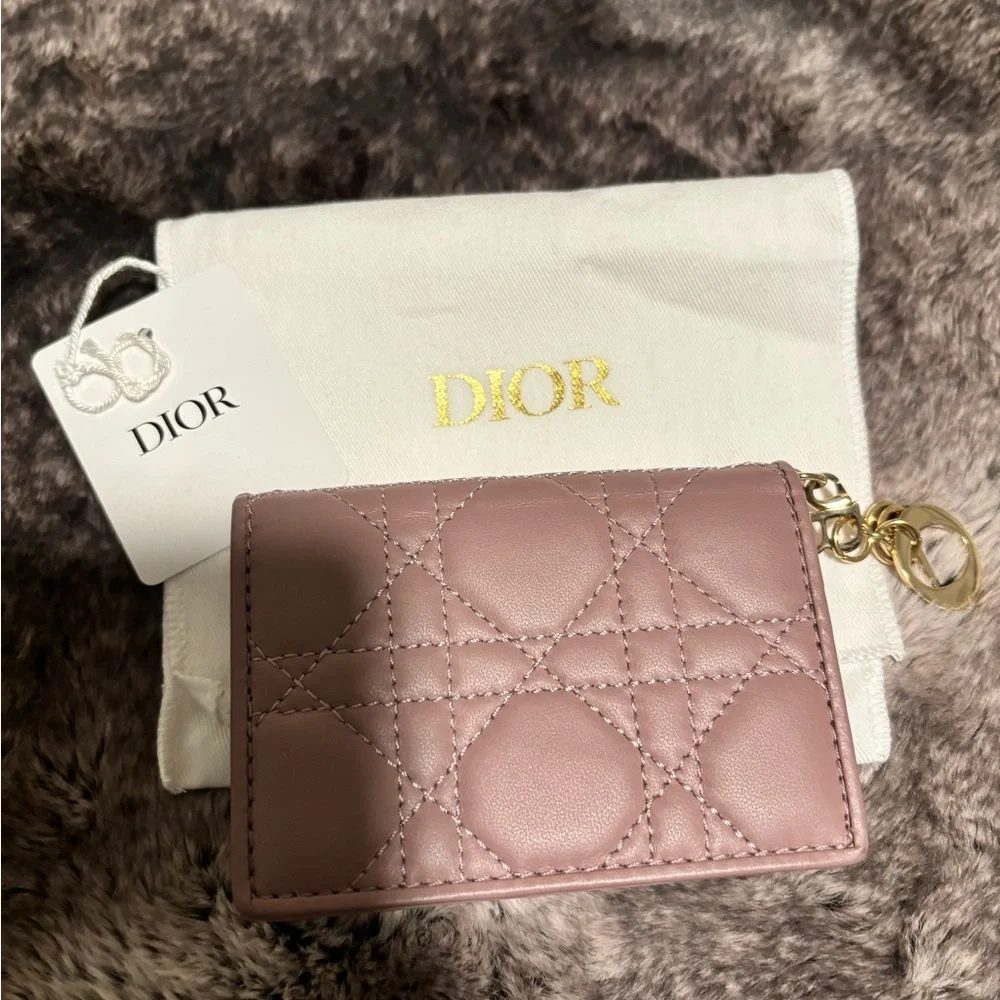 Christian Dior | LADY DIOR FLAP CARD HOLDER